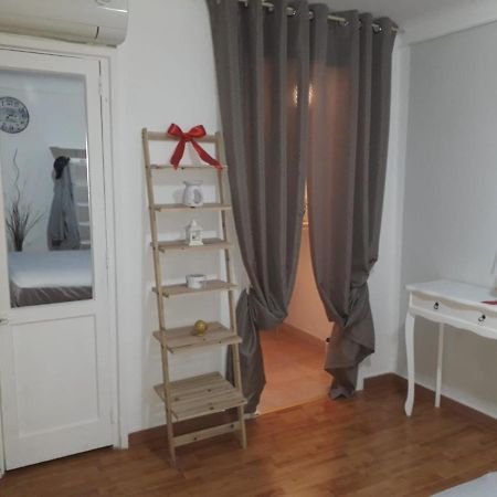 Home Deluxe Taranto Luaran gambar