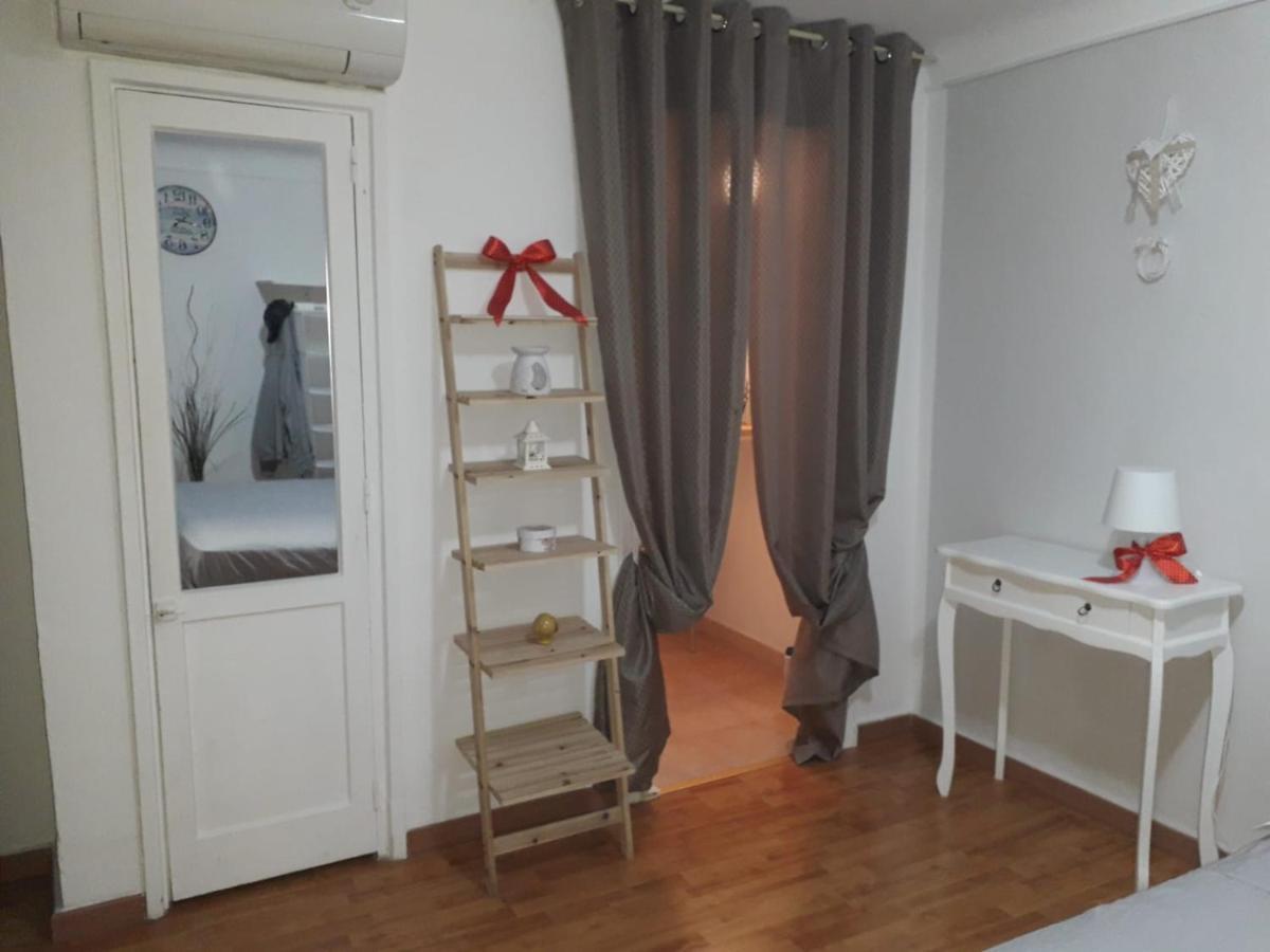 Home Deluxe Taranto Luaran gambar