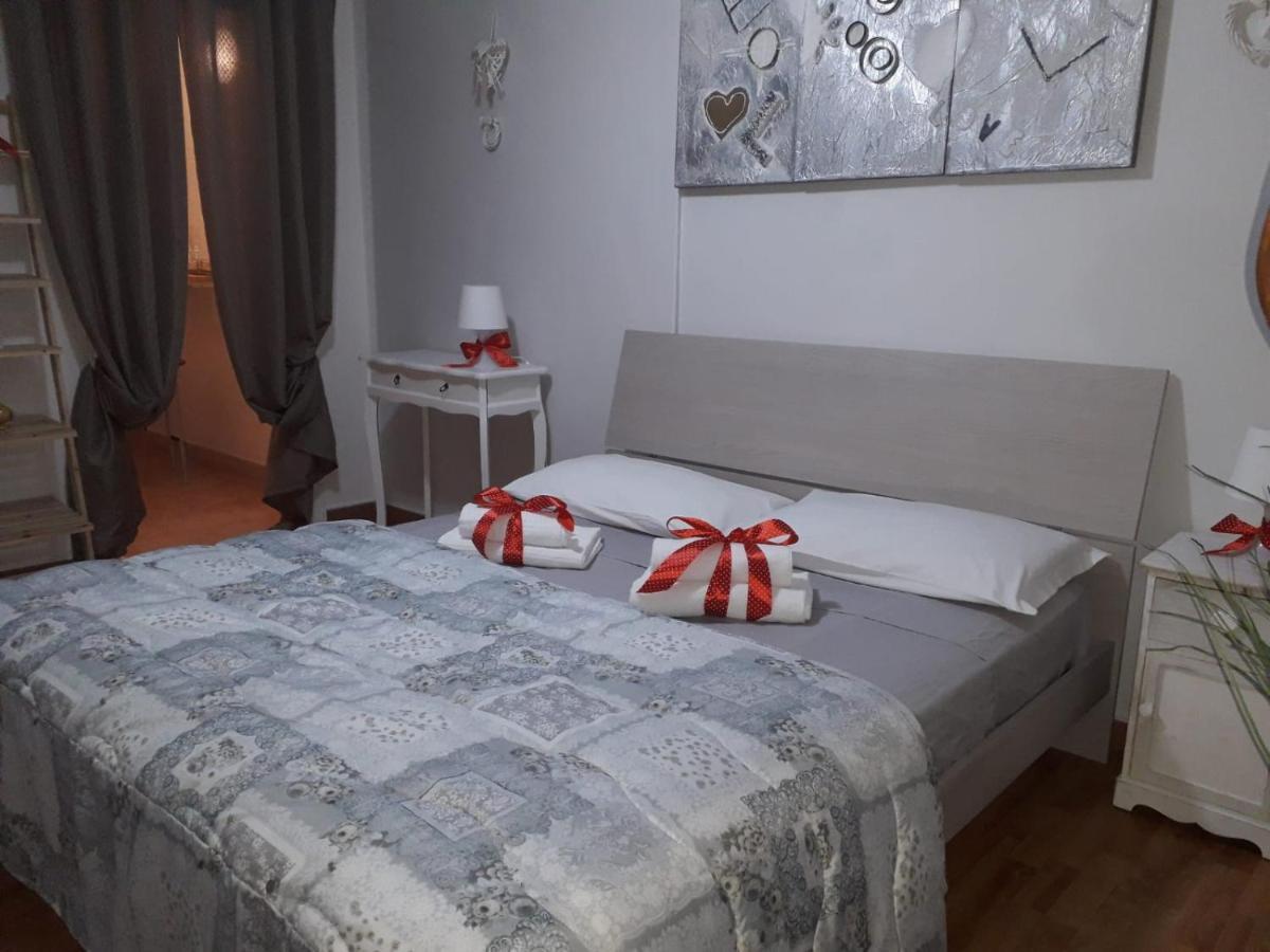 Home Deluxe Taranto Luaran gambar